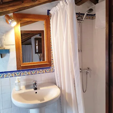 Conjunto Rural Casa Victoria Guest House Villaluenga Del Rosario Exterior photo